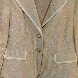 ANTONIO MELANI Other - Antonio Melani Ladies Suit with Skirt ANTONIO MELANI Other - Antonio Melani Ladies Suit with Skirt